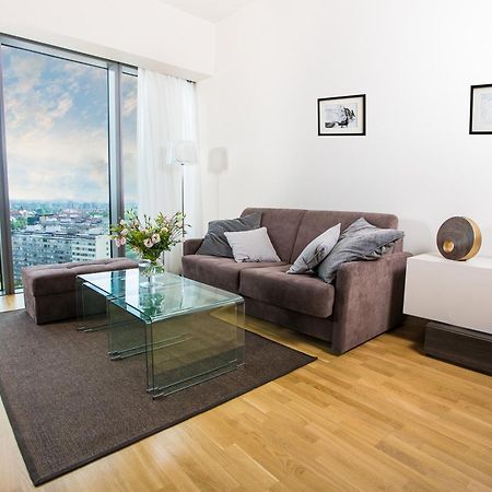 Apartamenty Sky Tower Вроцлав Экстерьер фото