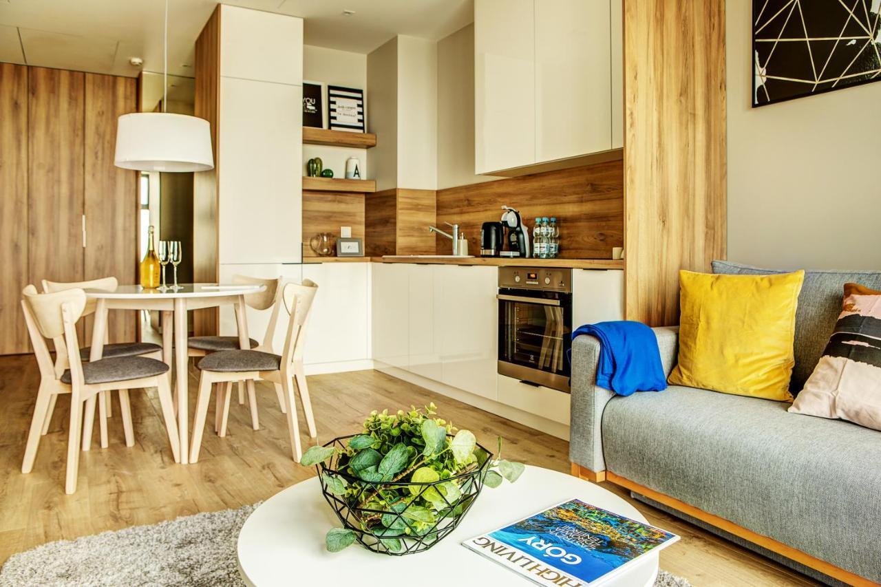Apartamenty Sky Tower Вроцлав Экстерьер фото