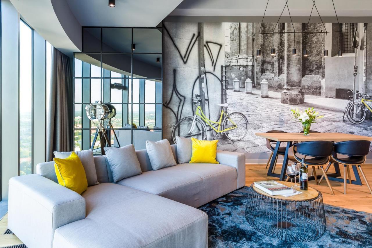 Apartamenty Sky Tower Вроцлав Экстерьер фото