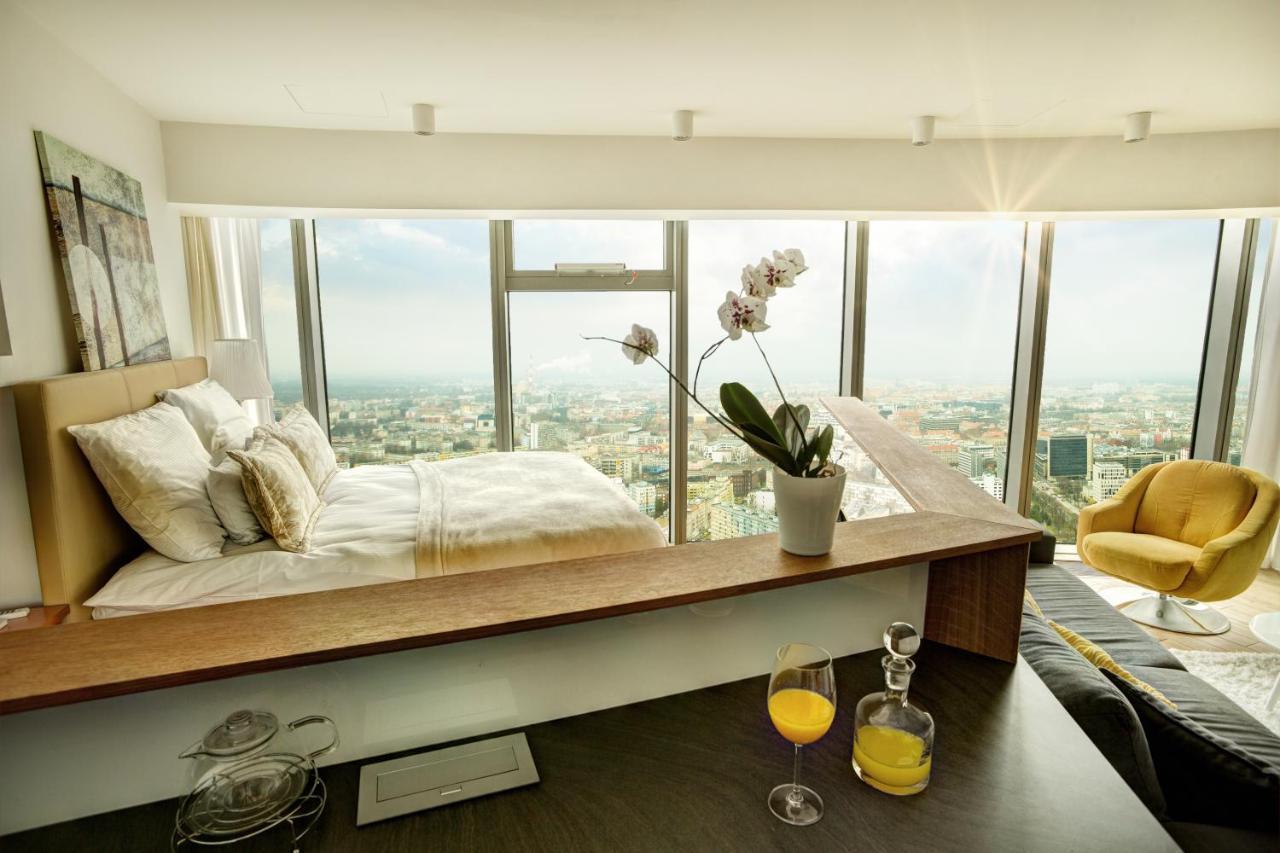 Apartamenty Sky Tower Вроцлав Экстерьер фото