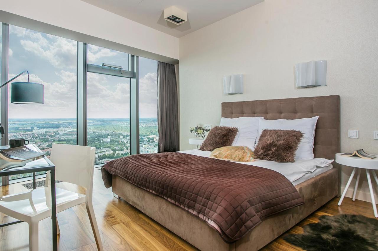 Apartamenty Sky Tower Вроцлав Экстерьер фото